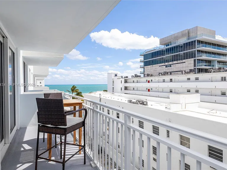 345 Ocean Dr #607 — Photo 8