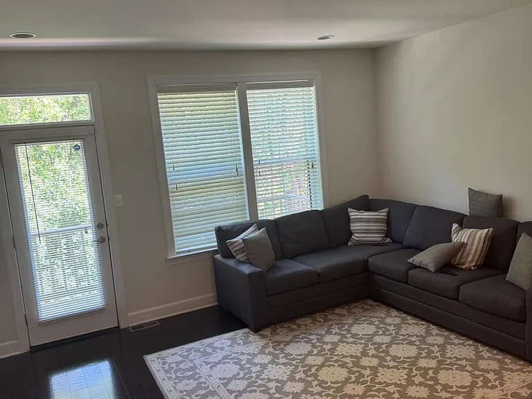 4610 Woodberry St — Photo 7