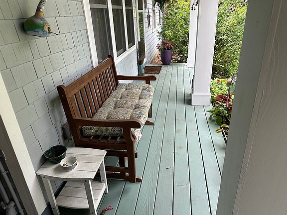 5th image of 133 S Pickens St