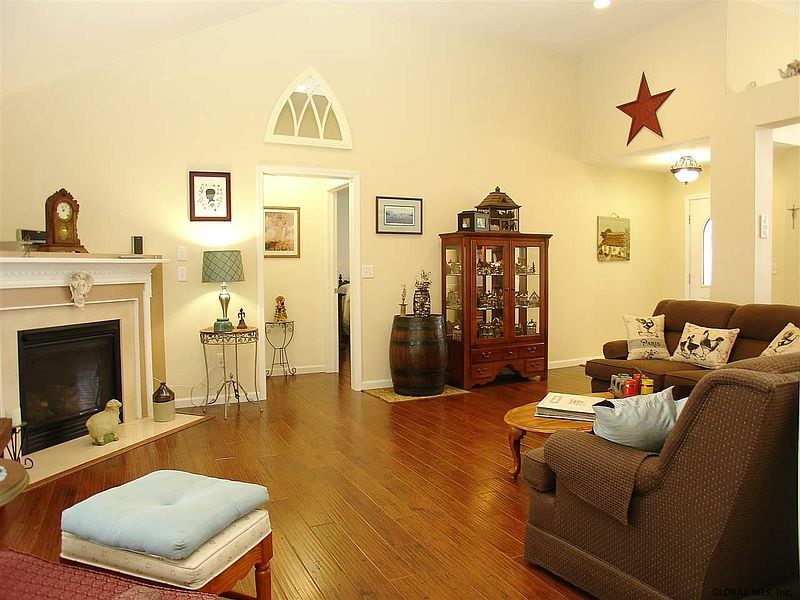 3rd image of 20 TIMOTHYS Way