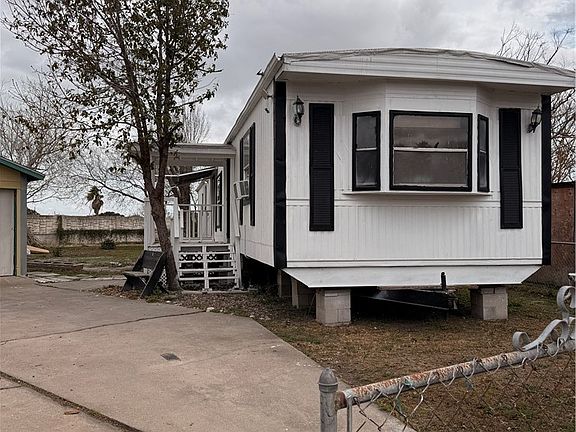 2nd image of 930 Rambler Pl