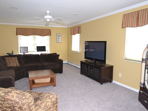 Family Room w/ Lake View