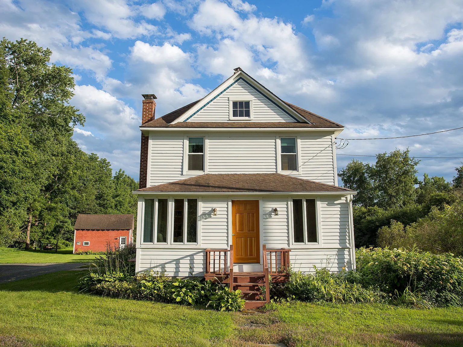 4 bed, 1934 sqft, $4,800 — Photo 1