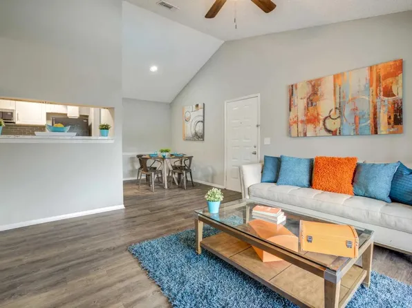 Palms at Beacon Pointe