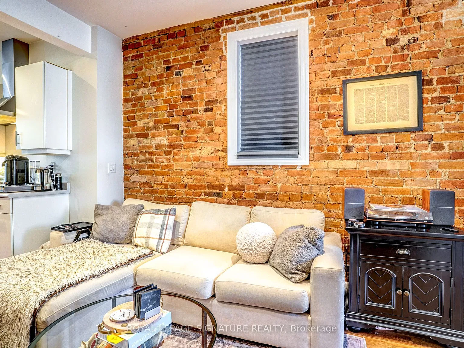 3 bed, $4,200 — Photo 4