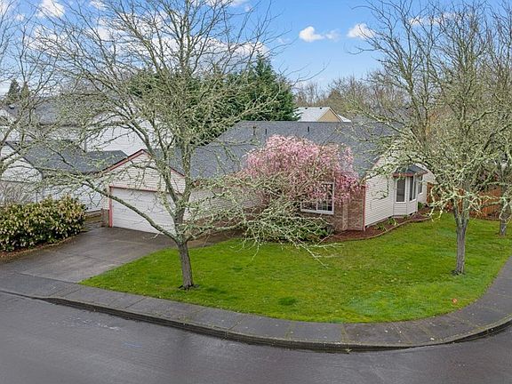 2nd image of 18520 SE 22nd Way