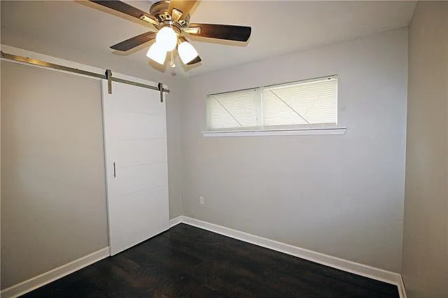 1308 Hudson St — Photo 10