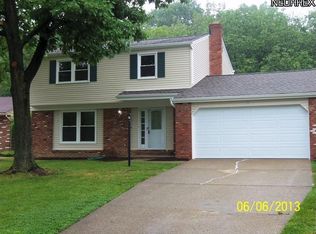 89 Santin Cir, Bedford, OH 44146