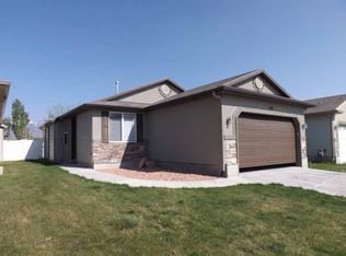 758 N Bradford Dr, North Salt Lake, UT 84054
