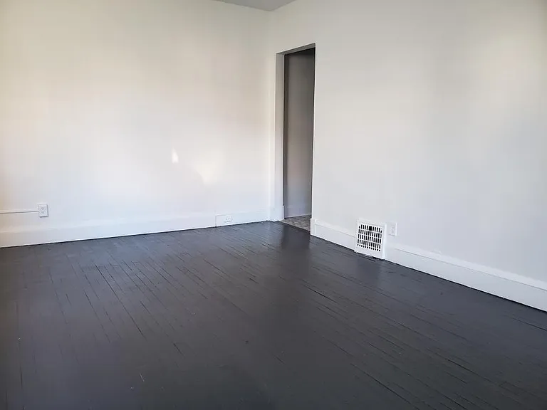 Unit Photo