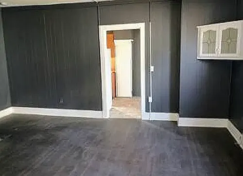 417 1st Ave NW #2 Photo 1