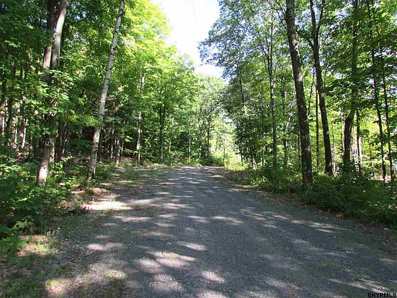 4th image of 56 Ryder Ln