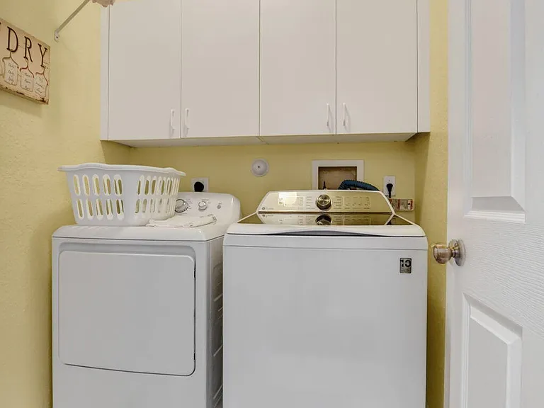18280 Coral Isles Dr — Photo 25