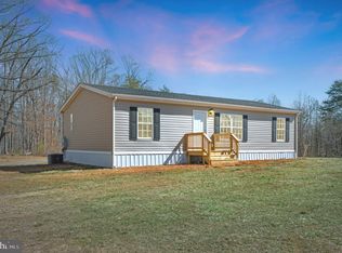5438 Dog Patch Ln, Rhoadesville, VA 22542