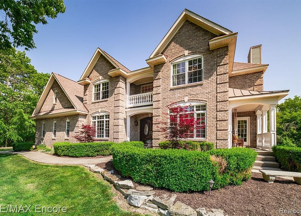 13273 Woodland Trl, Fenton, MI 48430 MLS 20230042924 Zillow