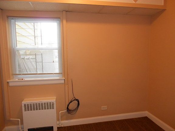 4th image of 2724 W Granville Ave #G