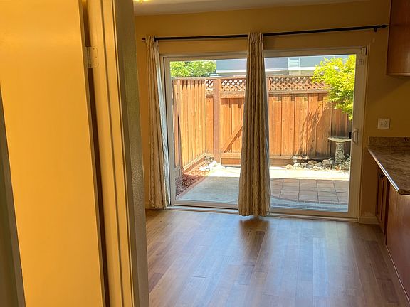 dining monterey_07072022