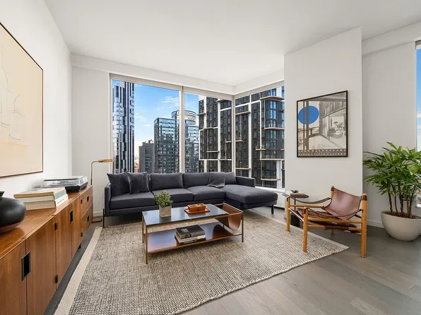1 City Point APT 23E, Brooklyn, NY 11201