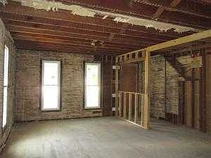 foyer/living room