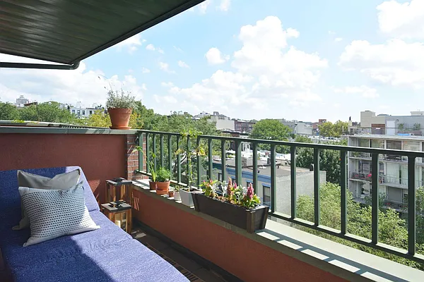 Rented by Keller Williams NYC | media 8