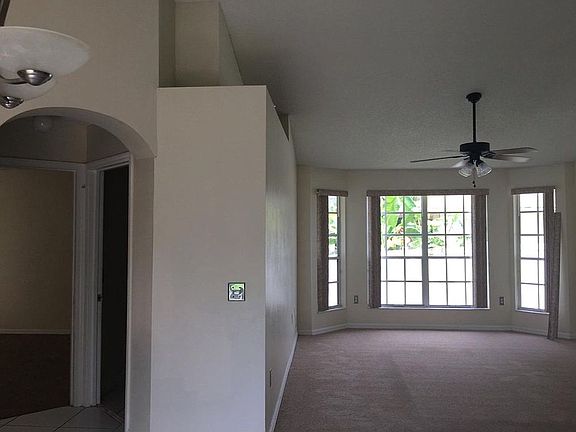 5th image of 2266 Evangelina Ave