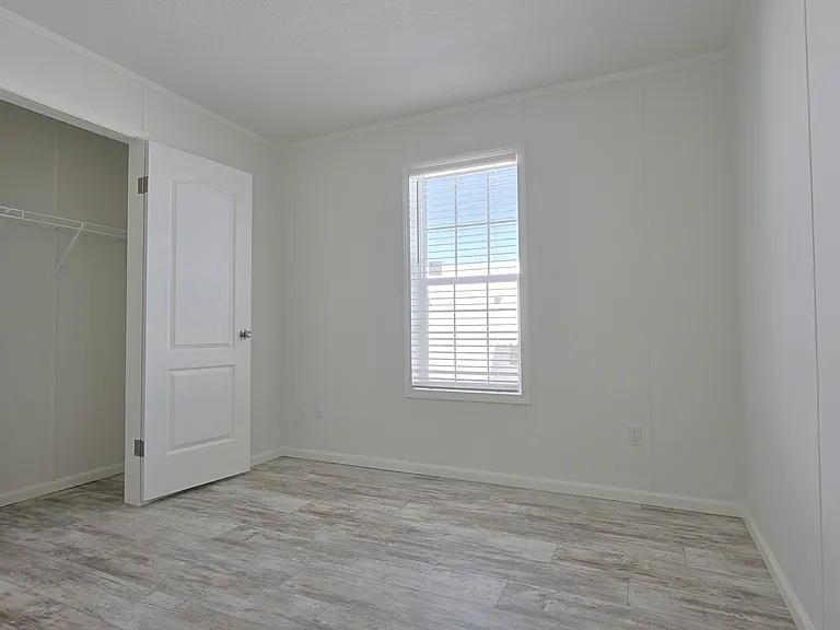 3528 14th St W — Photo 30