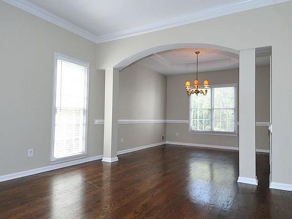 3rd image of 2686 Woodland Brook Ln SE