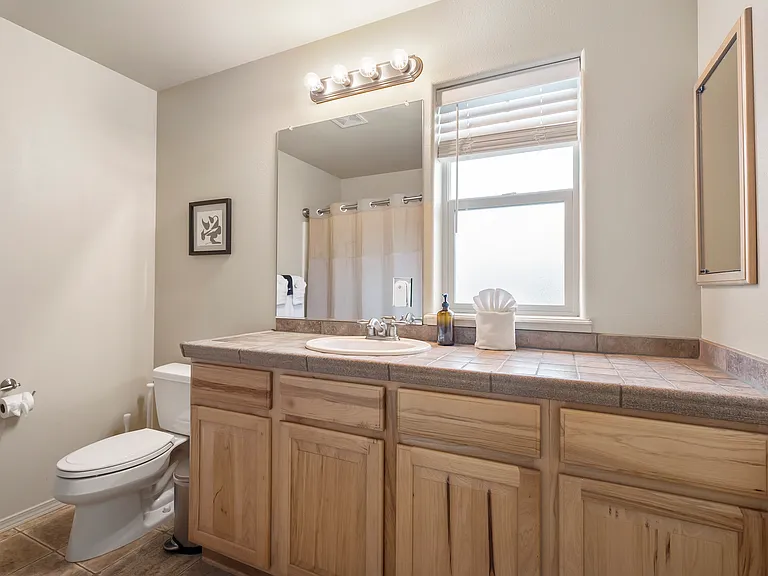 676 SE Gleneden Pl — Photo 19