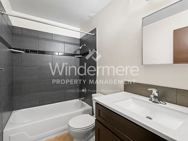 1611 W. 6th Ave — Photo 8