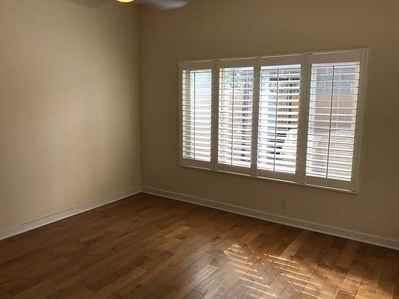 4th image of 3645 7th Ave Unit 105