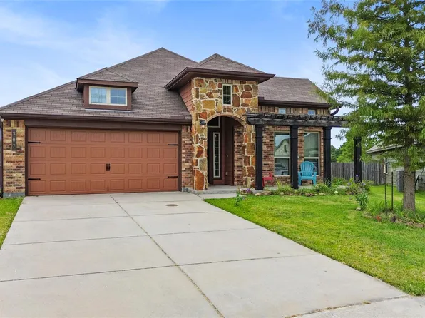 307 Brocks Ln, Montgomery, TX 77356