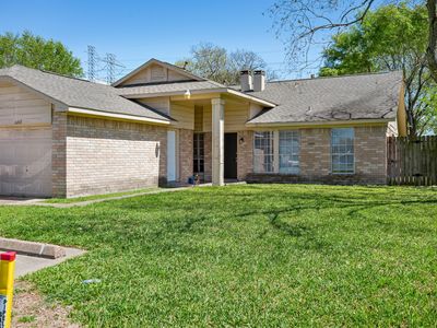 11217 Pender Ln, Stafford, TX, 77477