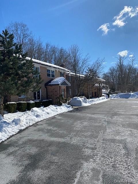 1st image of 17 Barnett Dr Unit 3