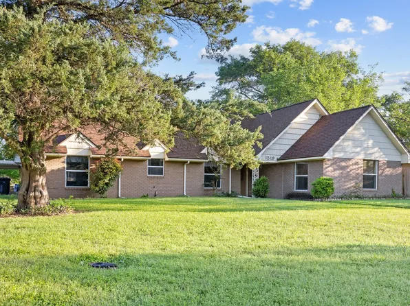 1519 Everitt St, Navasota, TX 77868