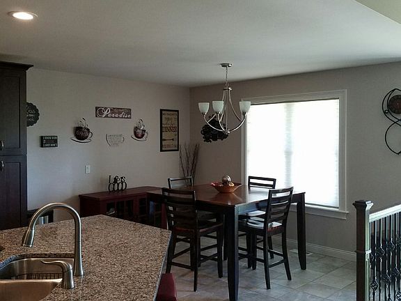 5th image of 15574 White Oak Dr