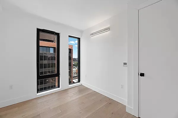 Rented by REAL New York | media 3