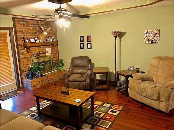 5th image of 13233 Moccasin Ln