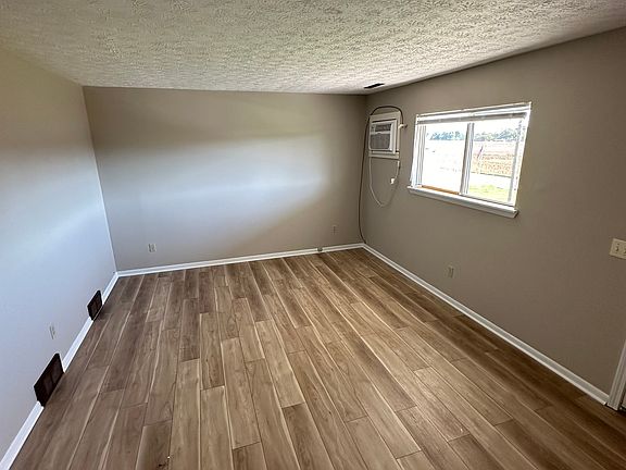 family room, and unit entrance