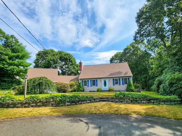 6 Pheasant Ln, Buzzards Bay, MA 02532