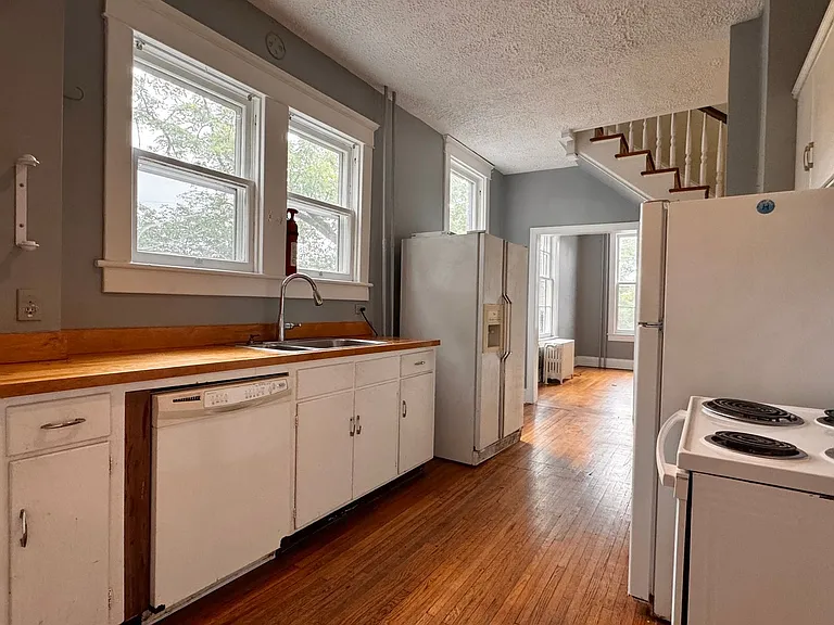 111 Washington Ave — Photo 7