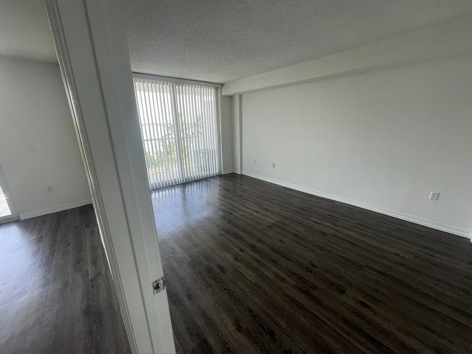2 bed, 1239 sqft, $4,000 — Photo 4