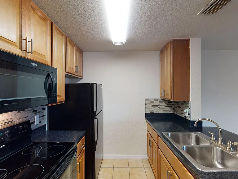 The Breyley Apartments — Photo 54