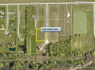 1370 S West Bay Dr, Port Clinton, OH 43452