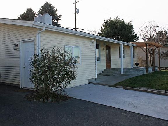 3rd image of 5817 W Arrowhead Ave