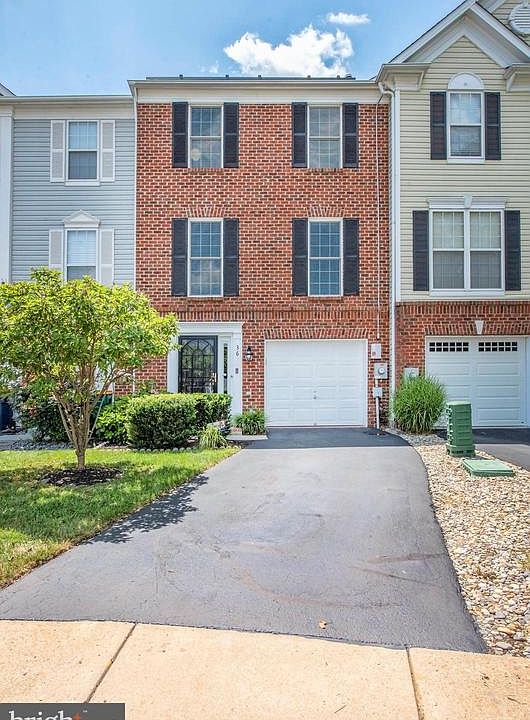 1st image of 36 Crenshaw Ct