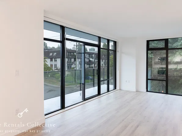 311 W 1st St, North Vancouver, BC