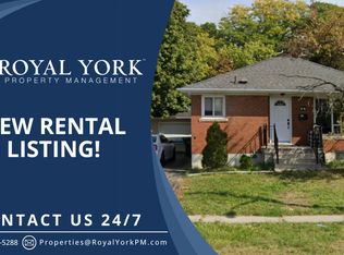 44 Trueman St #1, Brampton, ON L6W3B4