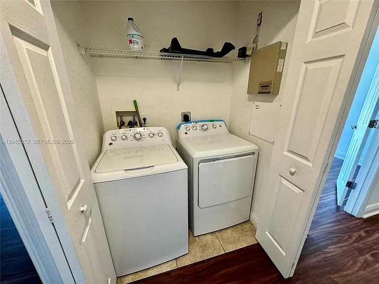 9763 Darlington Pl #9763 — Photo 17