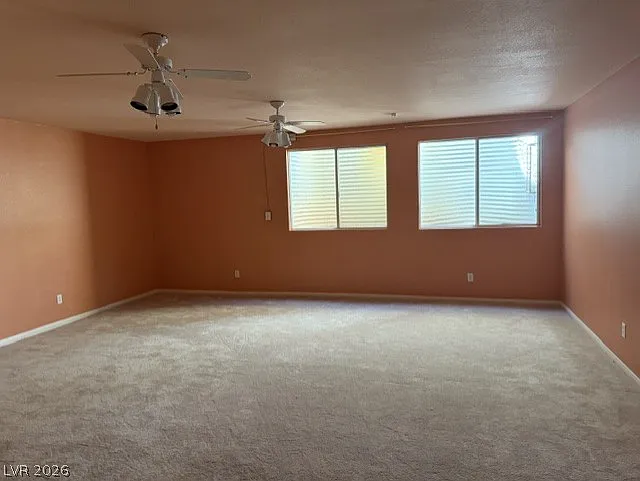 8640 Castle Hill Ave — Photo 22