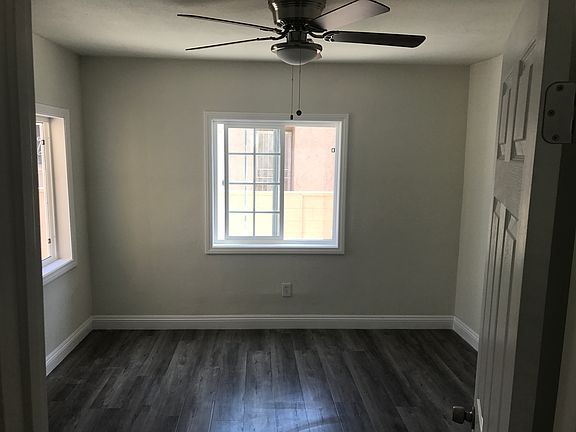 5th image of 9519 Baird Ave